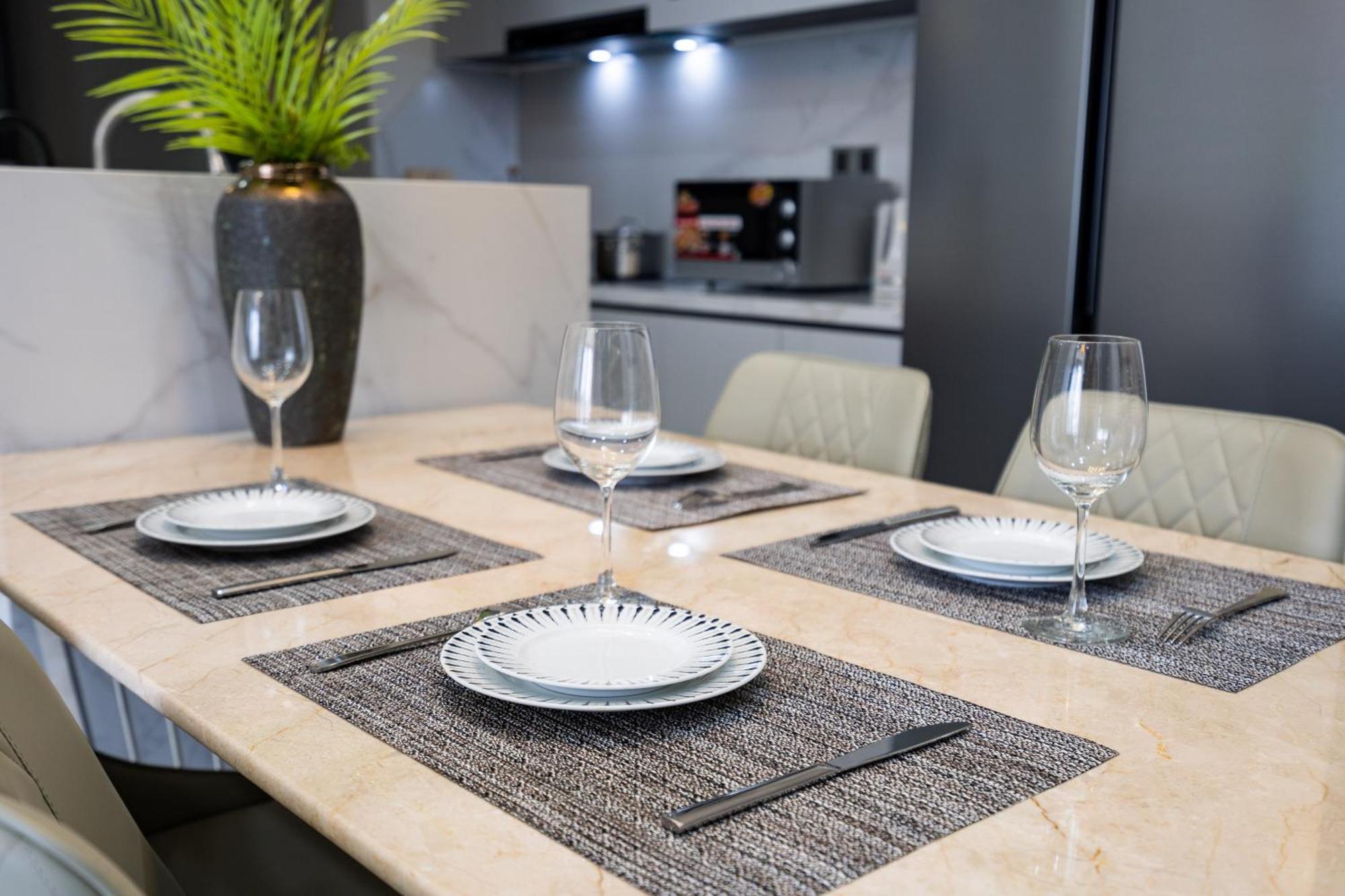 The Peak Midtown Twobedroom With Balcony Ho Chi Minh-stad Buitenkant foto